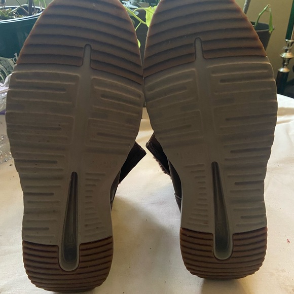 Men’s Size 11 UGG Eliasson Thinsulate Insulation Winter Boots - Picture 3 of 3